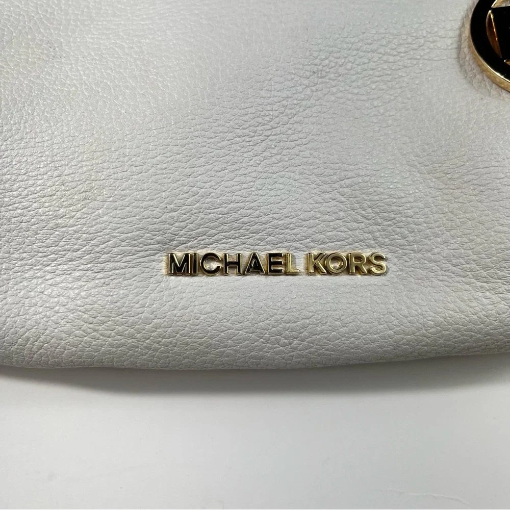 Michael Kors Brooke White Pebbled Leather Shoulder Bag Gold Hardware Medium